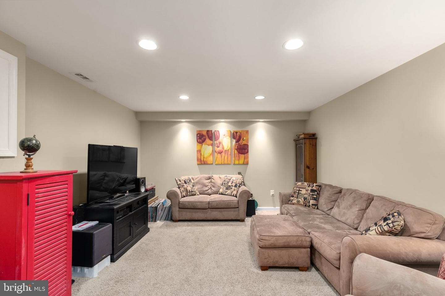 606 Portsmouth Court photo 26