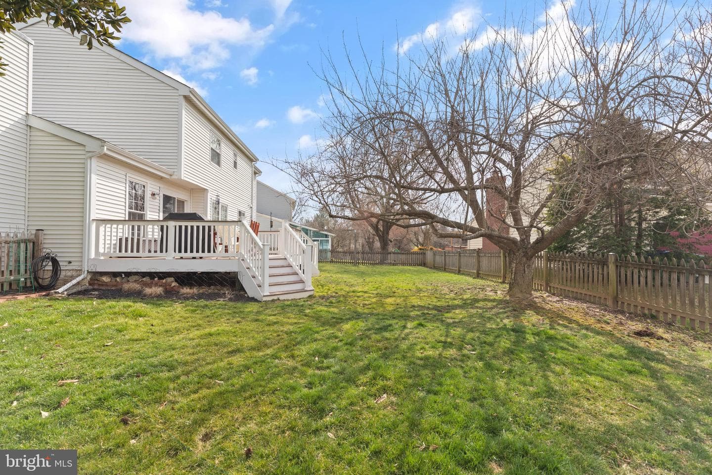 606 Portsmouth Court photo 30