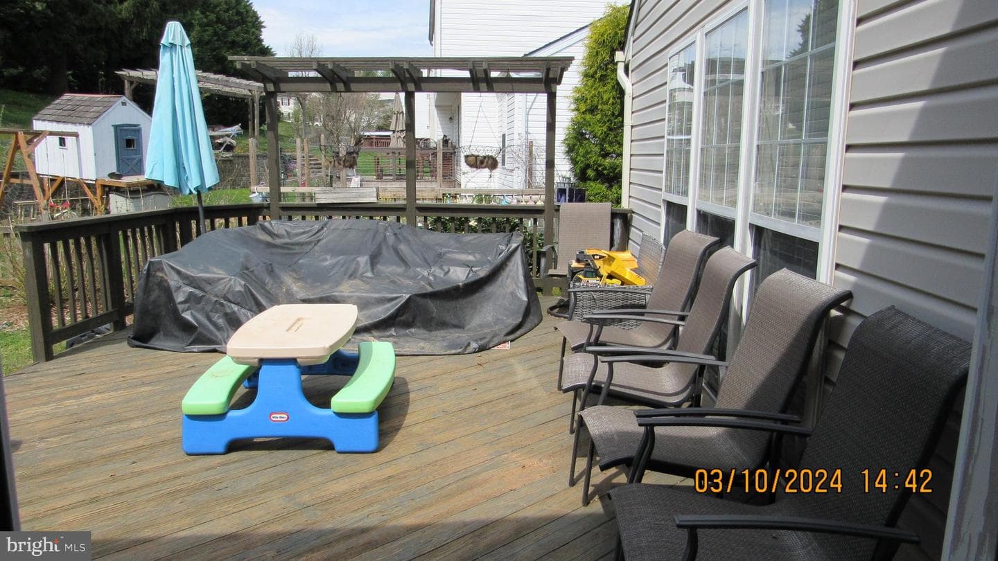 1016 Irwins Choice photo 22