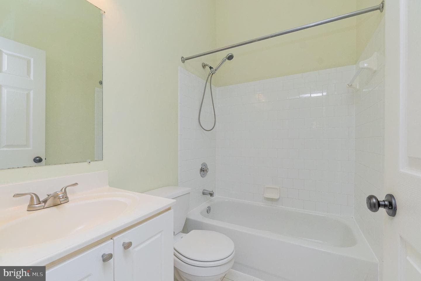 511 Green Valley Court photo 18