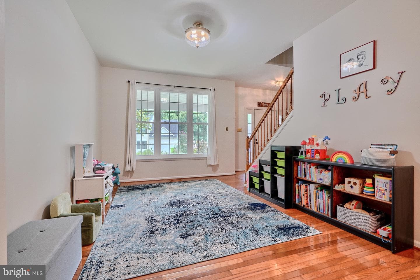 4302 Foxglove Court photo 3