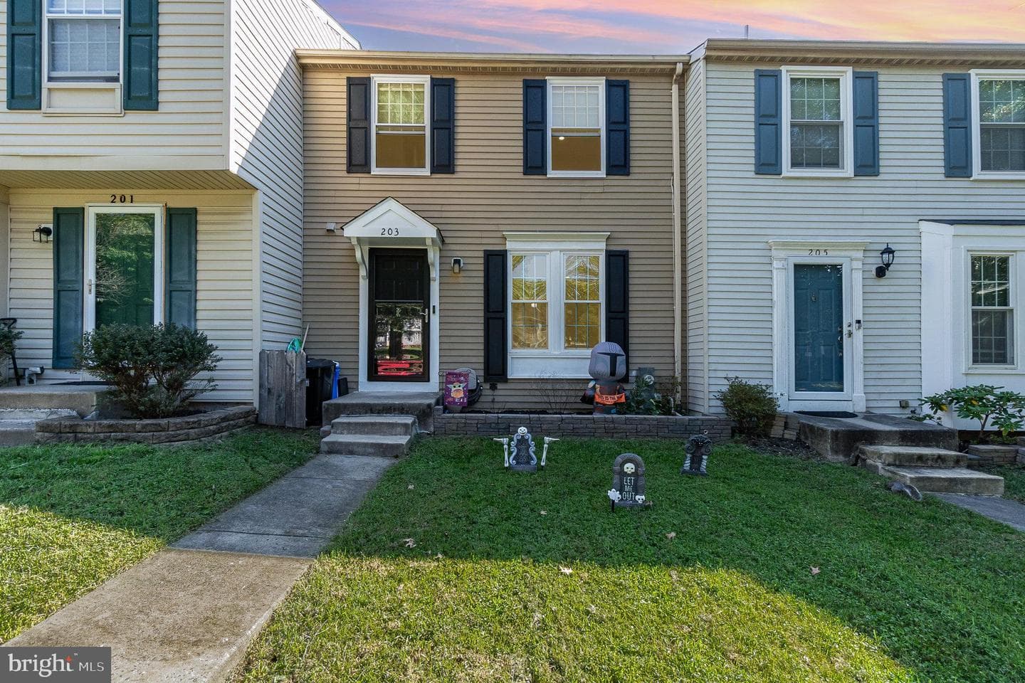 203 Ellerslie Court photo 1