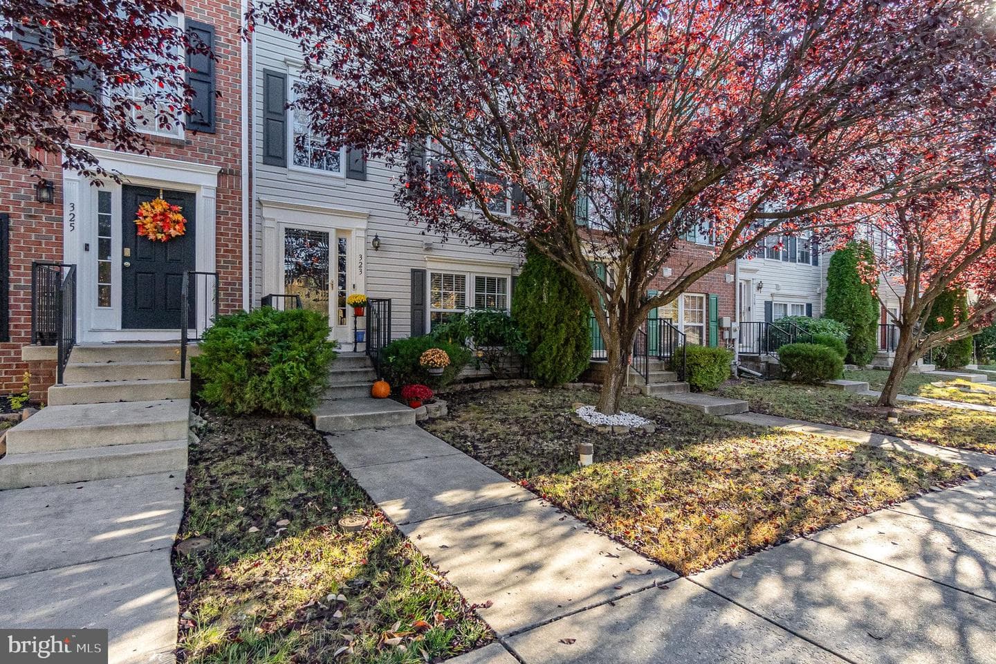 323 Kestrel Drive photo 2