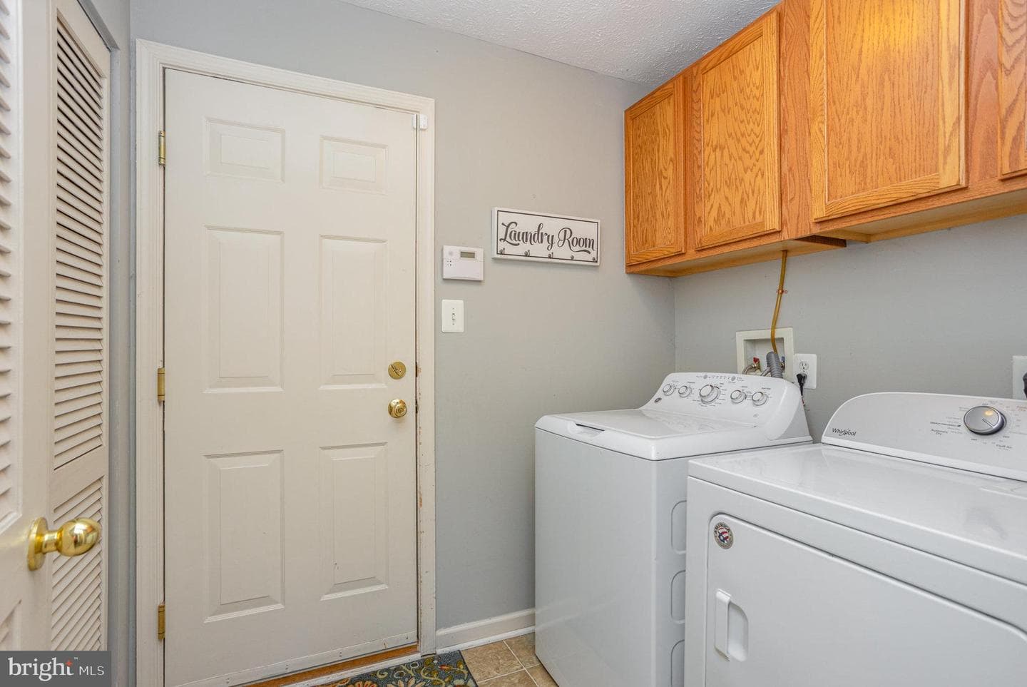 323 Kestrel Drive photo 28