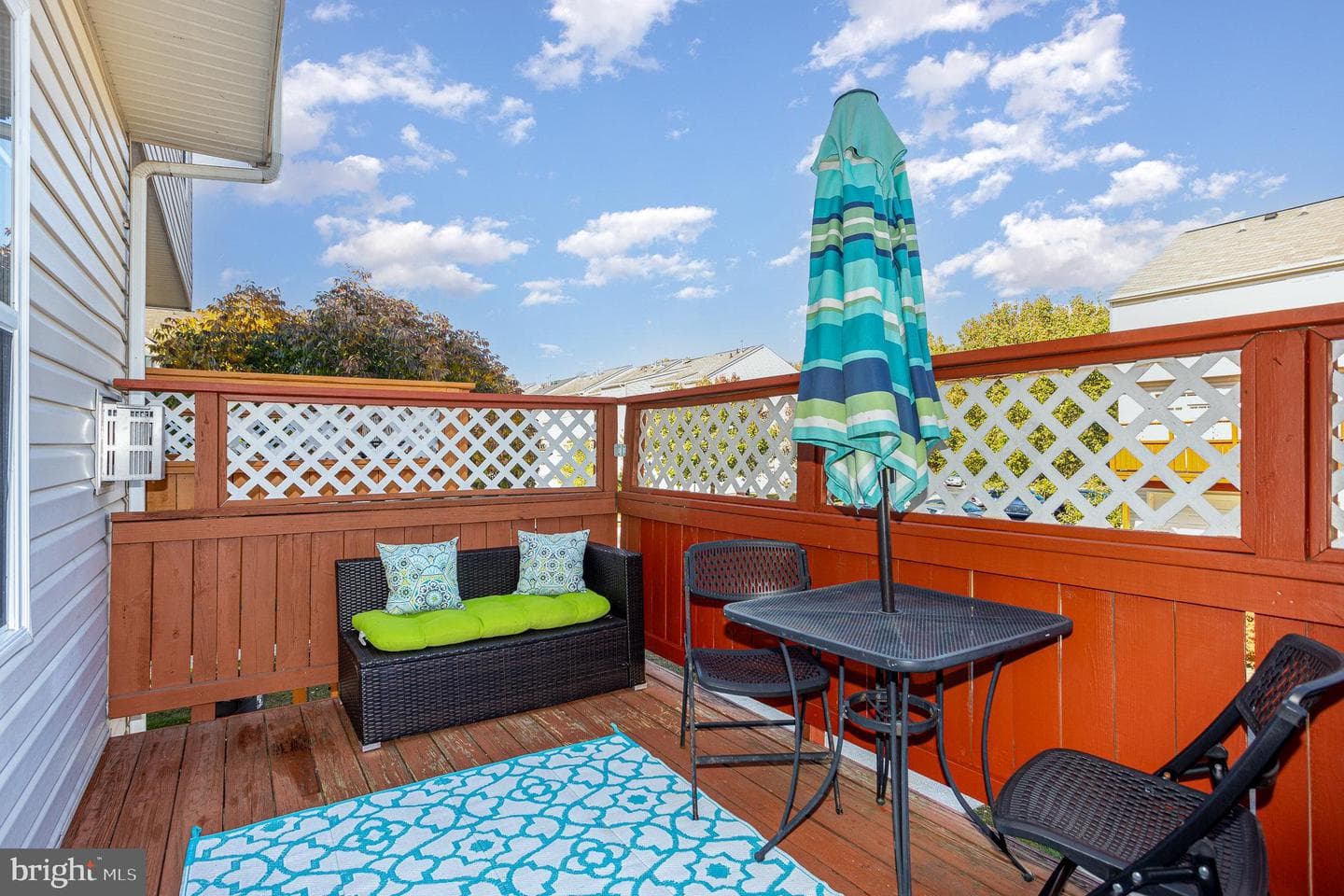 323 Kestrel Drive photo 29