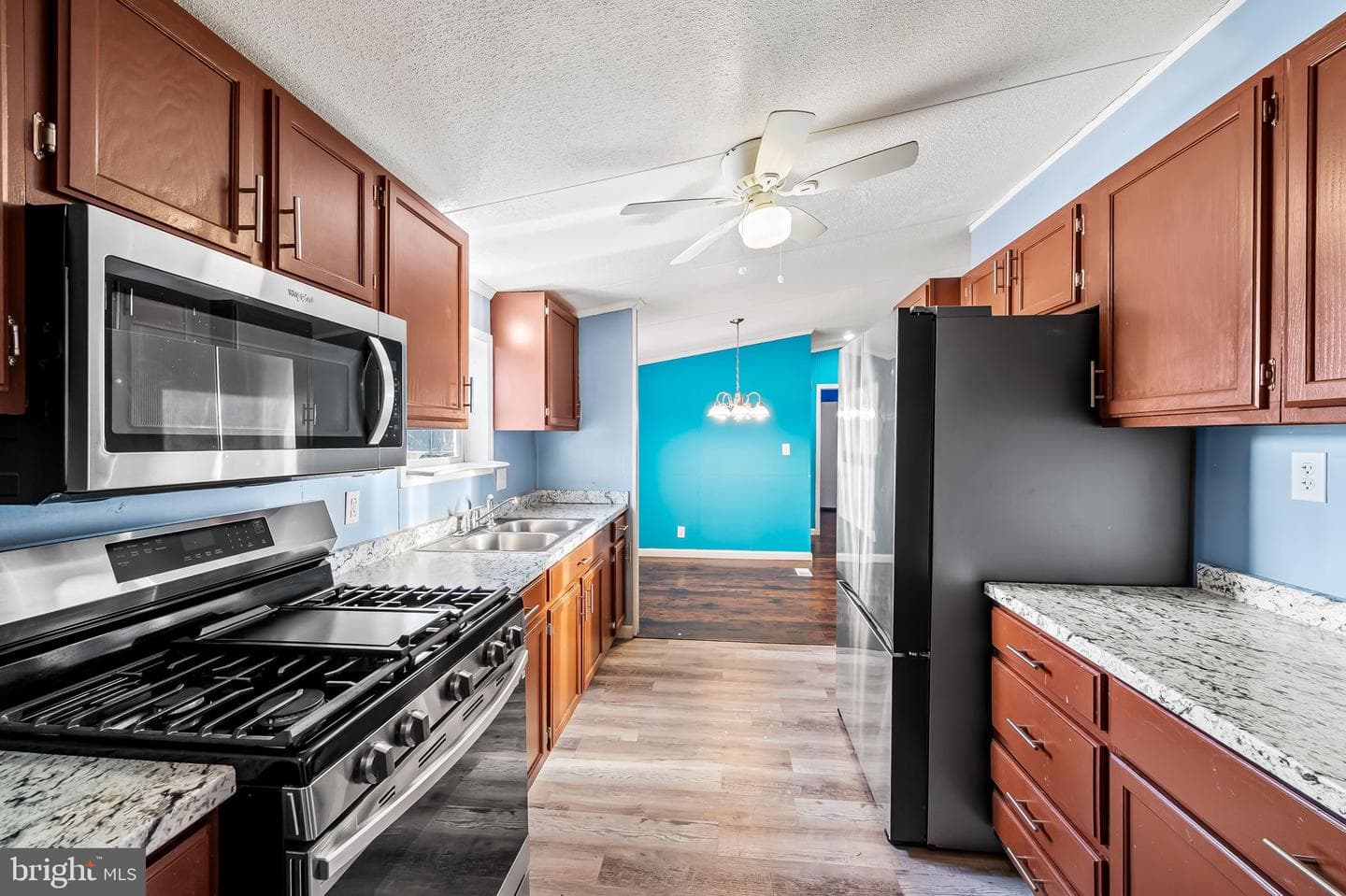 52 Lewis Drive photo 5
