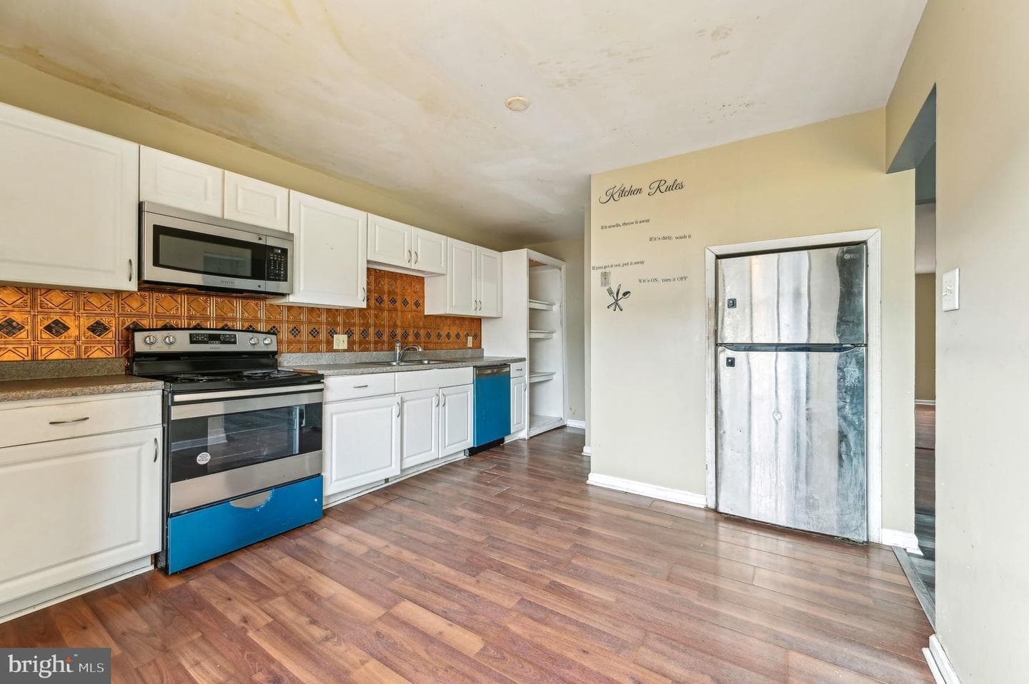 3627 Longridge Court photo 9