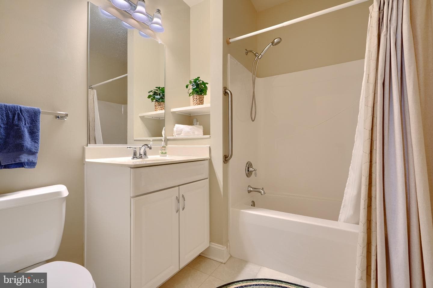 1813 Selvin Drive #301 photo 27