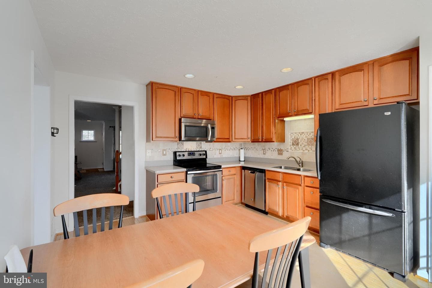 2032 Colgate Circle photo 6