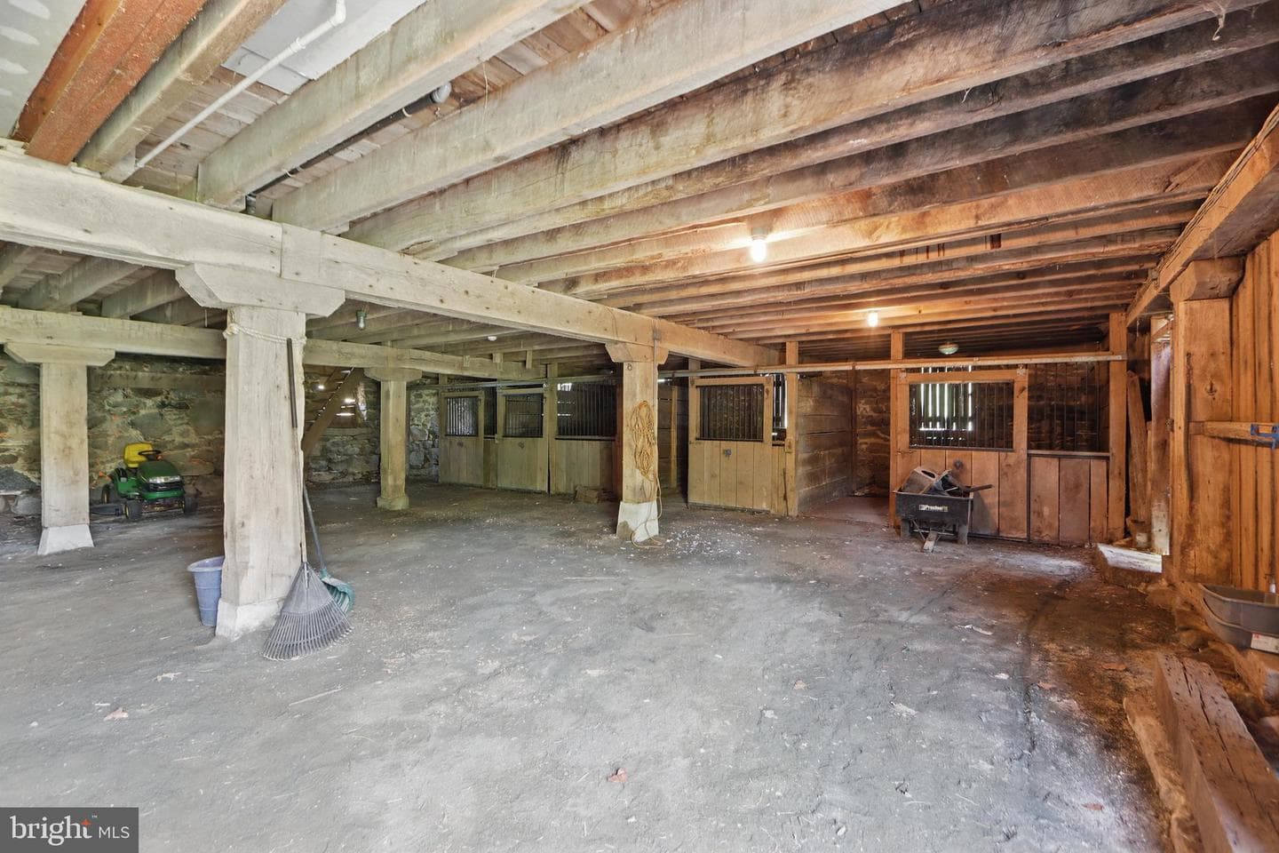 1599 Nobles Mill Court photo 38
