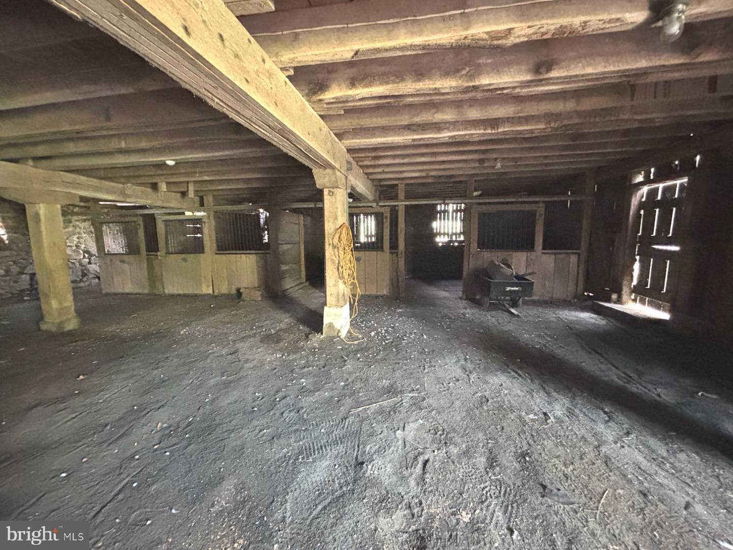1599 Nobles Mill Court photo 40