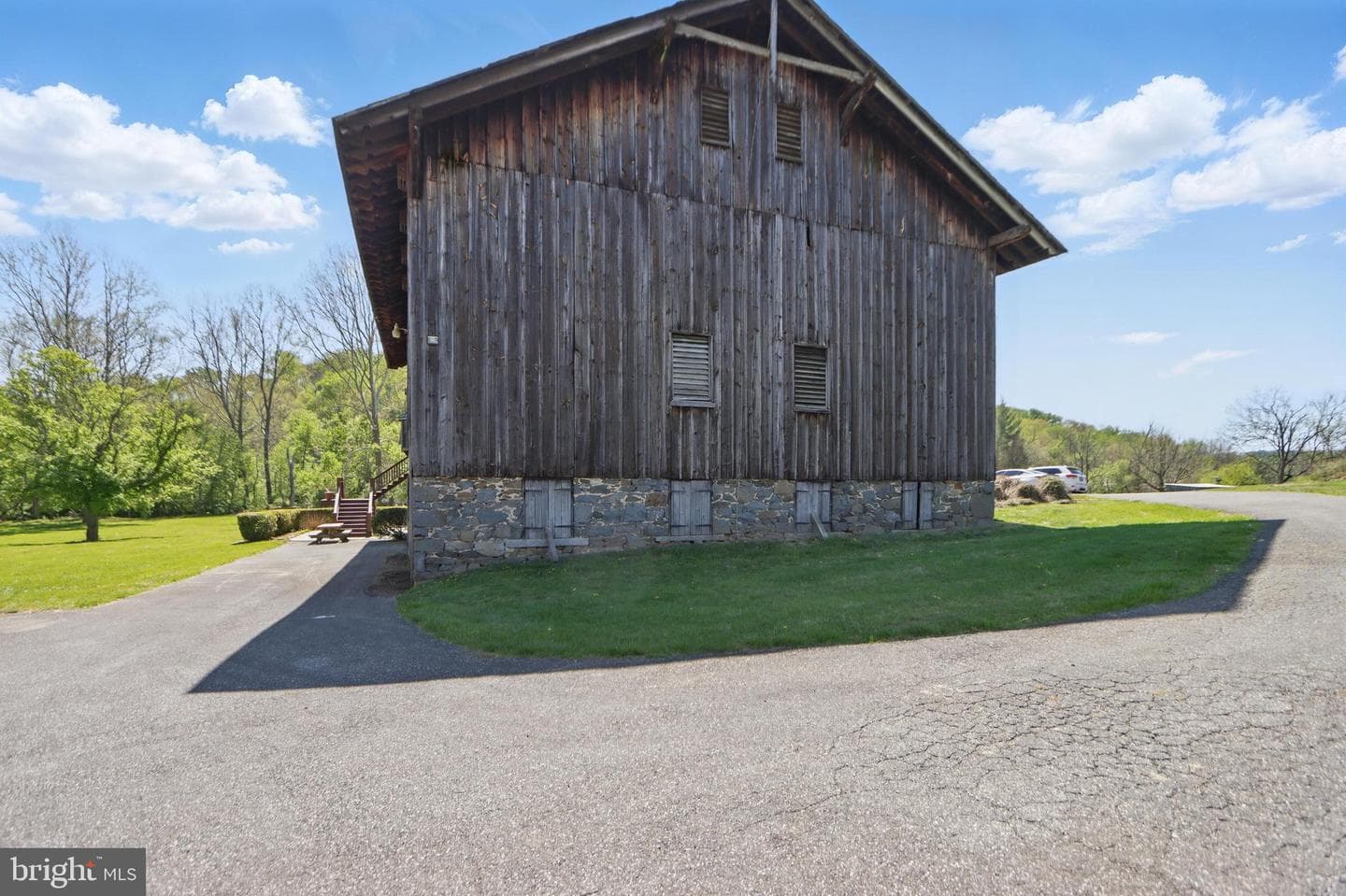 1599 Nobles Mill Court photo 73