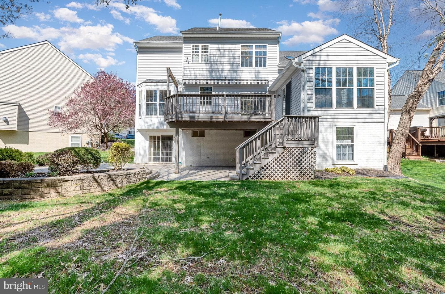 704 Greenglade Court photo 43