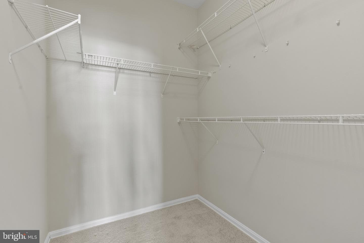 414 Granville Court photo 33