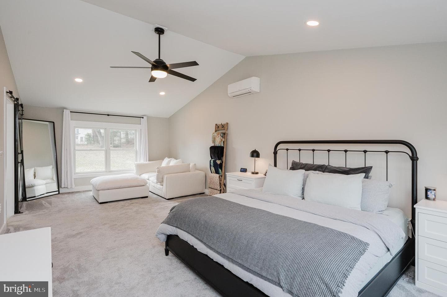 1009 Bernadette Drive photo 25