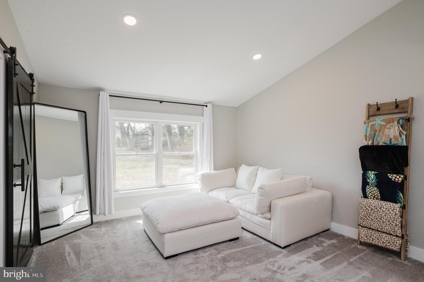 1009 Bernadette Drive photo 28
