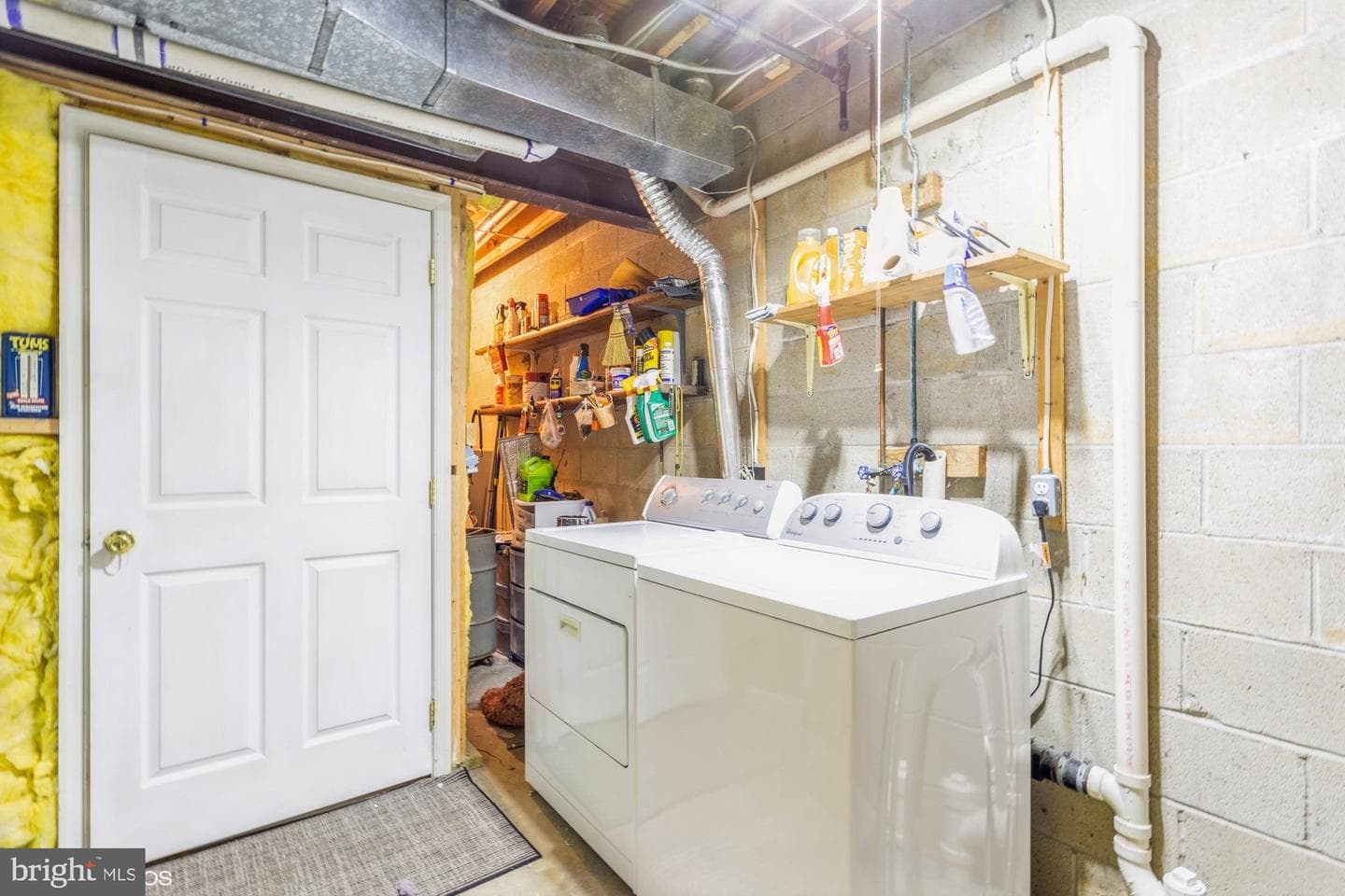 660 Kildonan Court photo 28