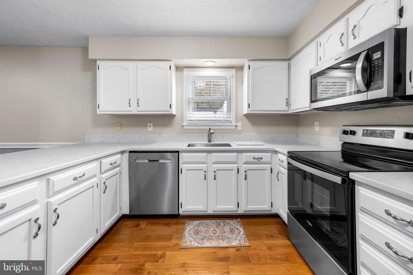 228 Heather Way photo 13