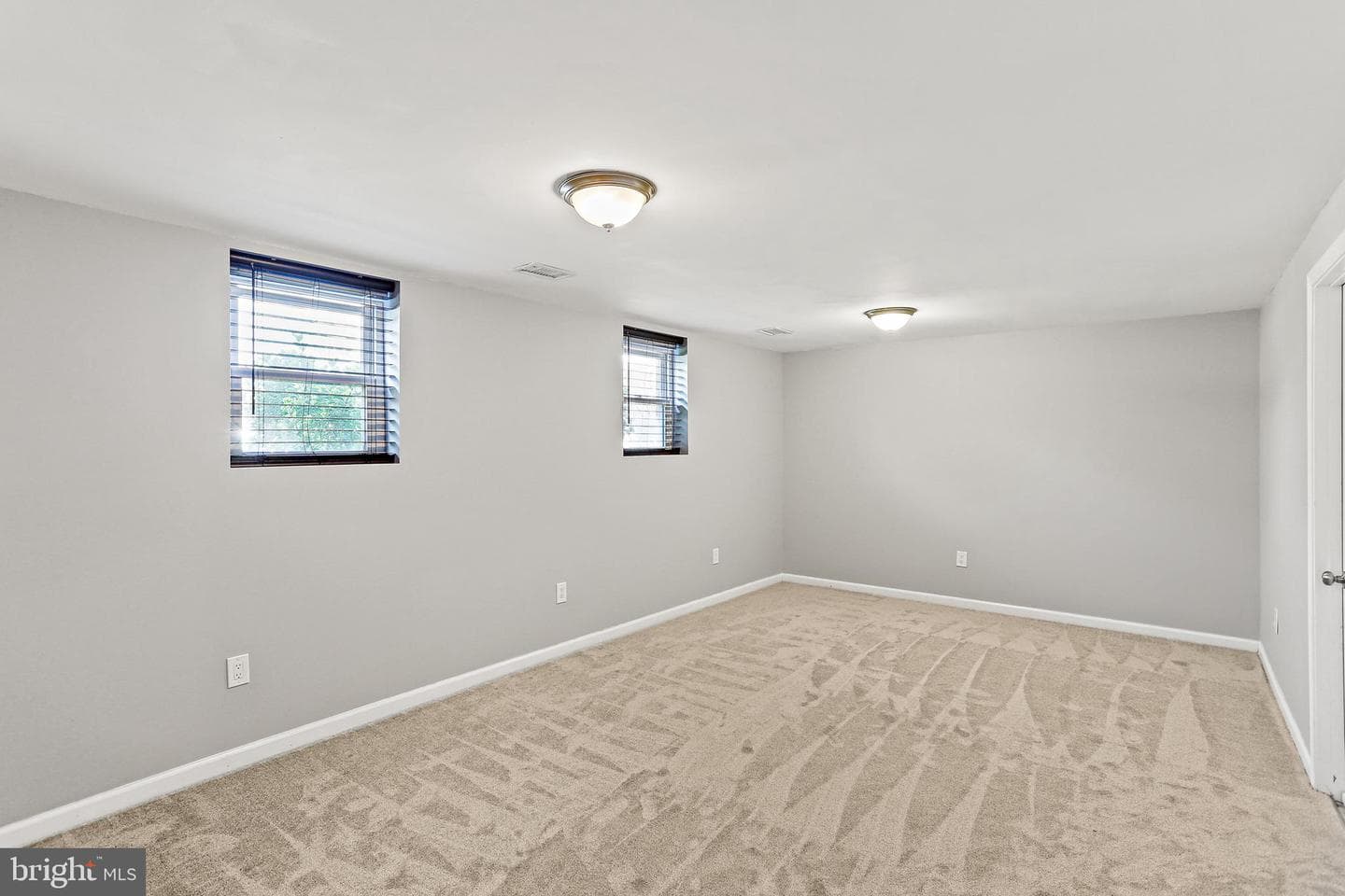 2407 Sycamore Lane photo 22