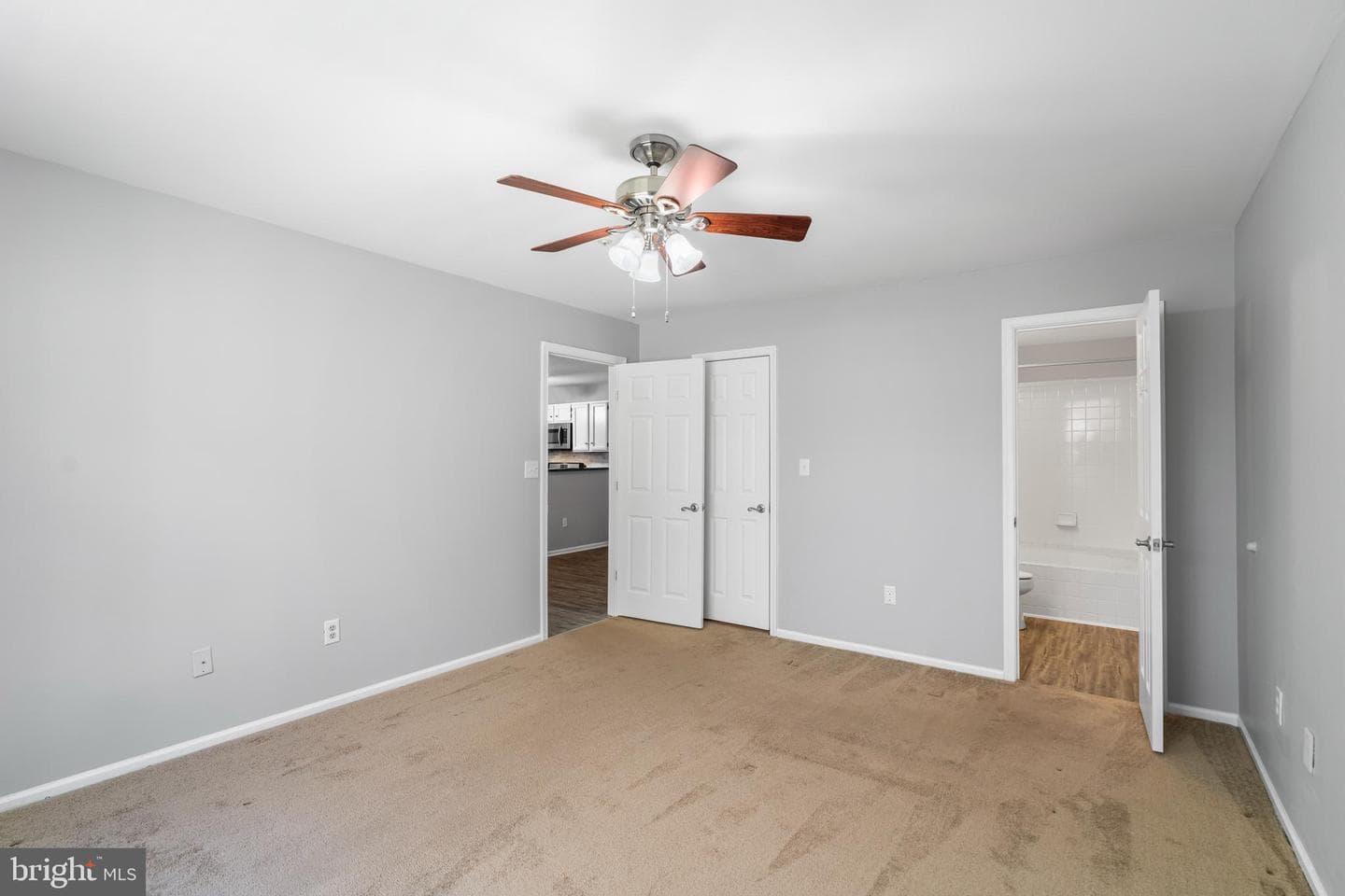 294 Canterbury Road #294-L photo 16