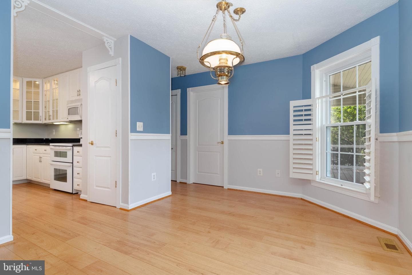 729 Rosecroft Court photo 22