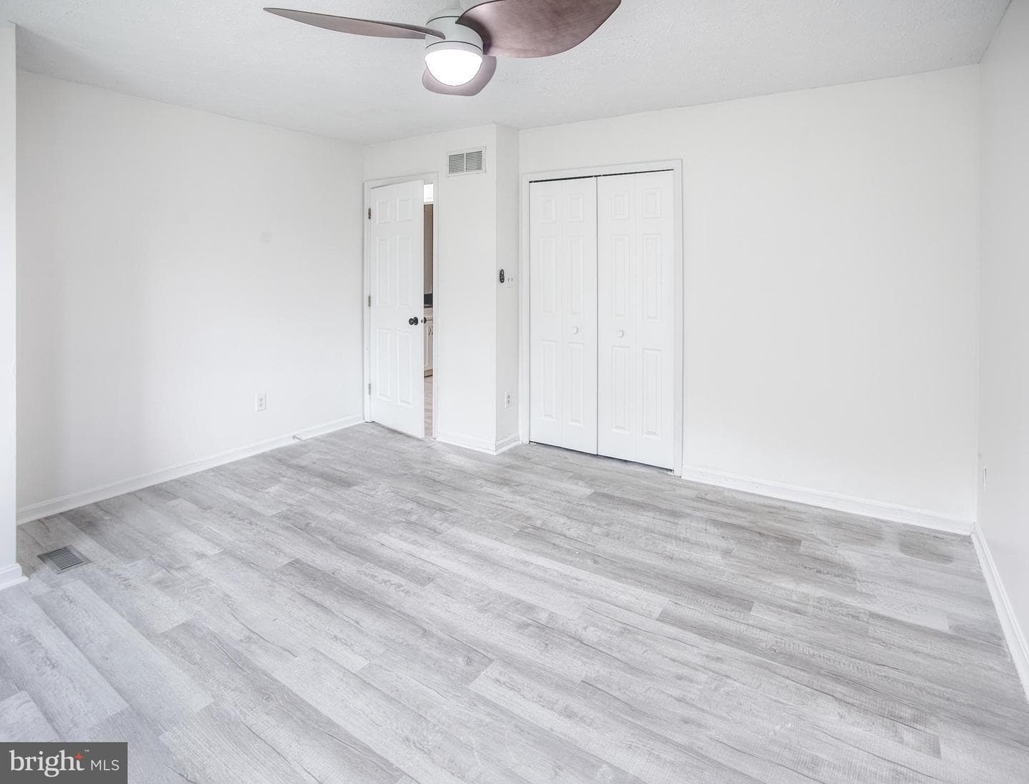 210 Mallard Court photo 15