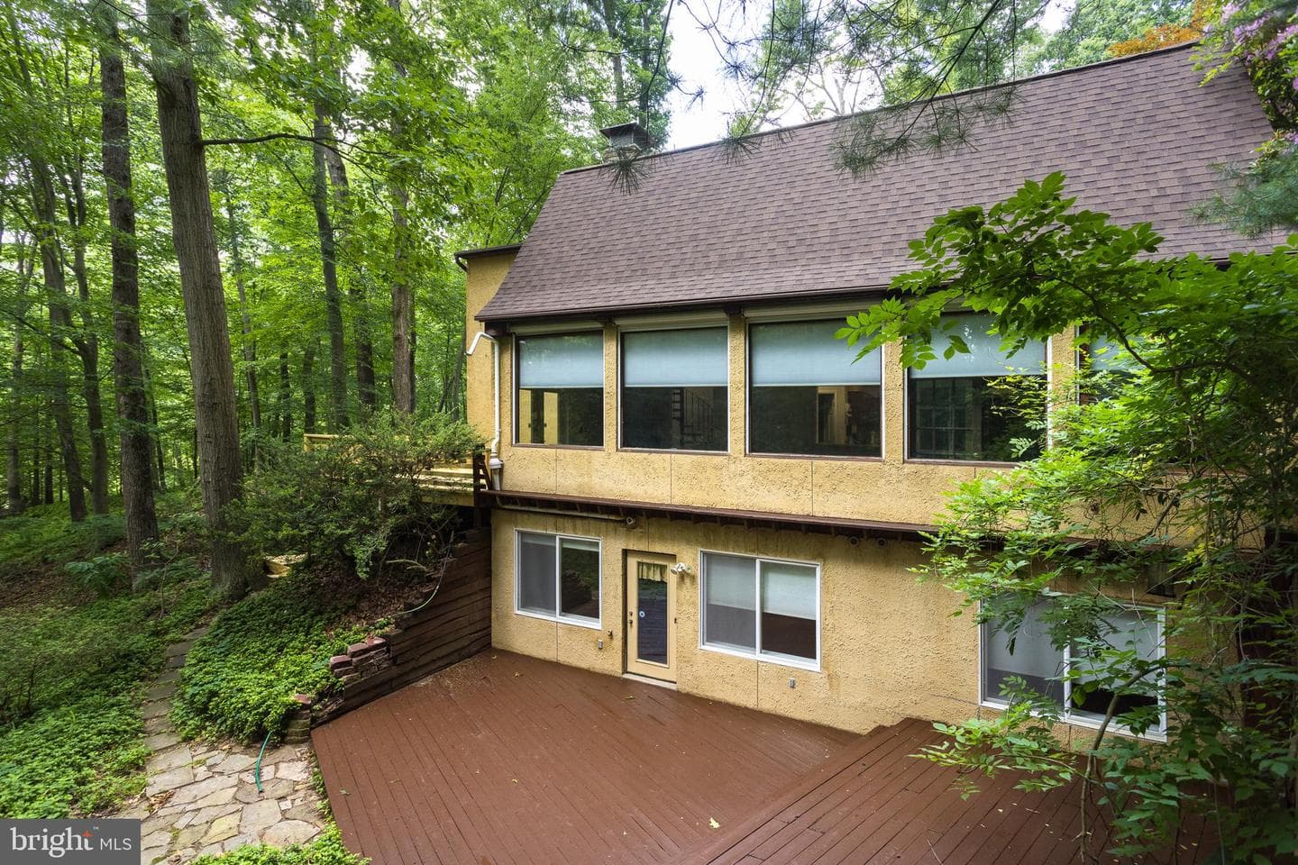 1738 Shanwick Road photo 3