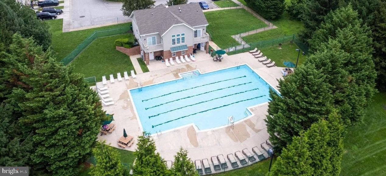 311 Cherry Tree Court photo 43