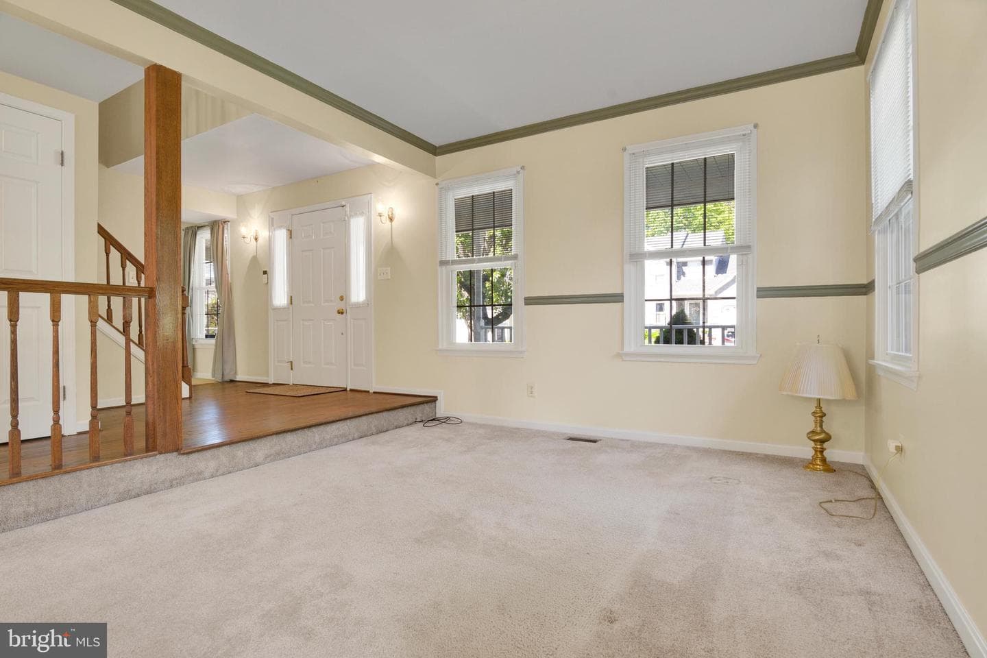1359 Crofton Drive photo 4