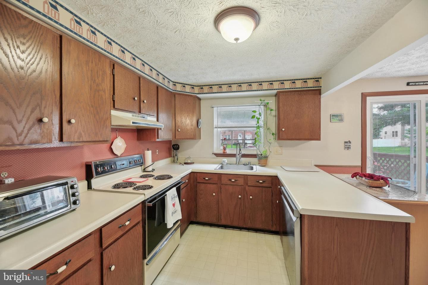 925 Redfield Road photo 9