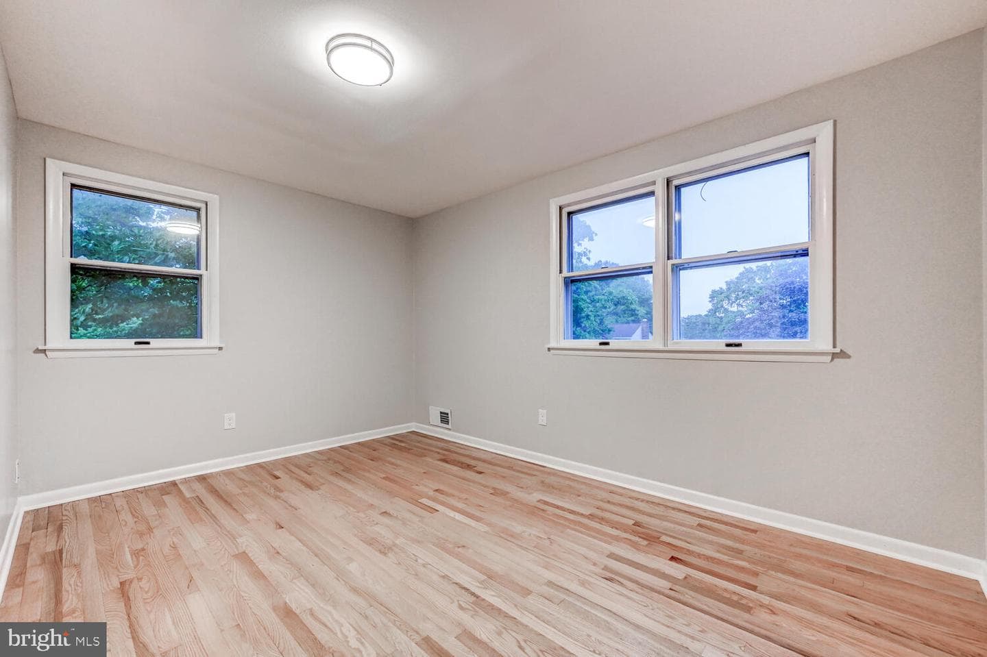 1516 Lady Anne Court photo 27