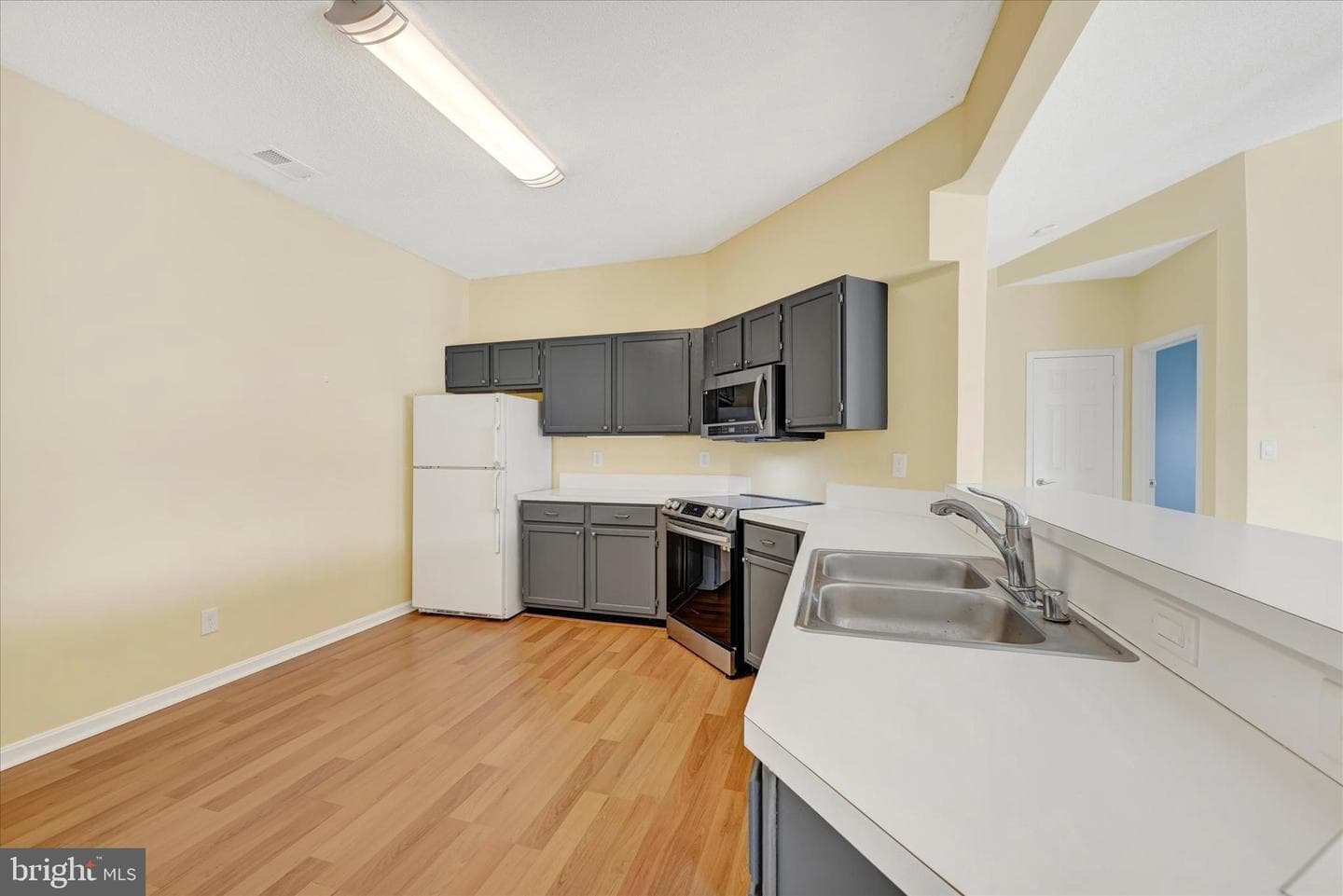 1304 Cranesbill Court #304 photo 22