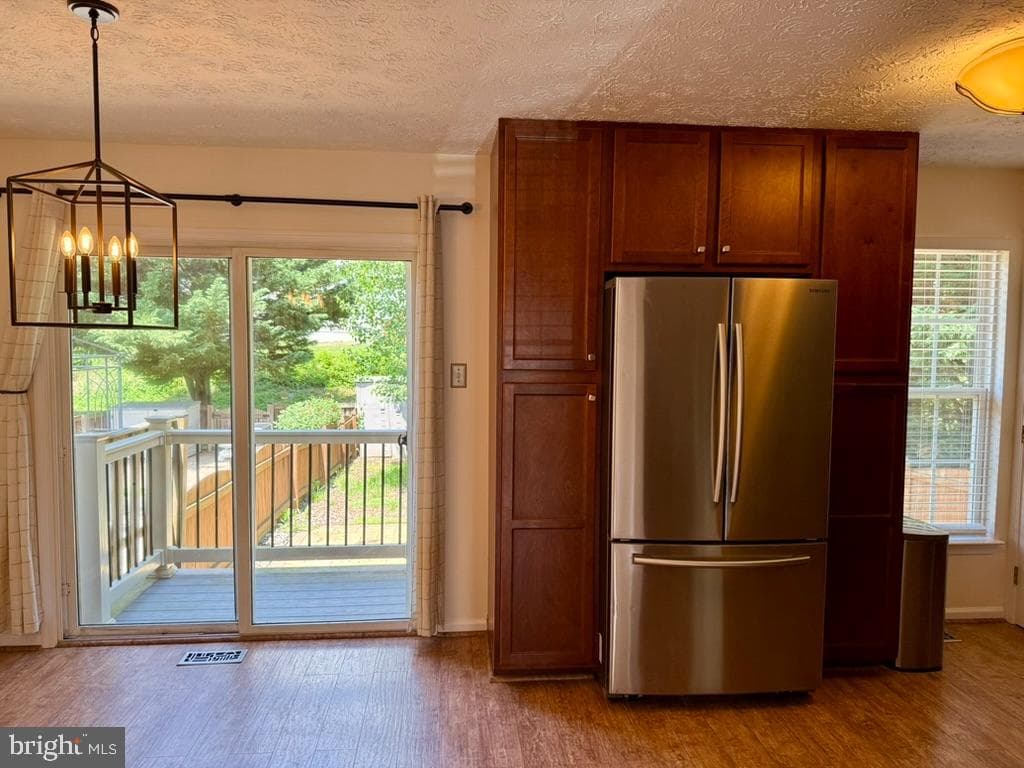 1097 Jeanett Way photo 12