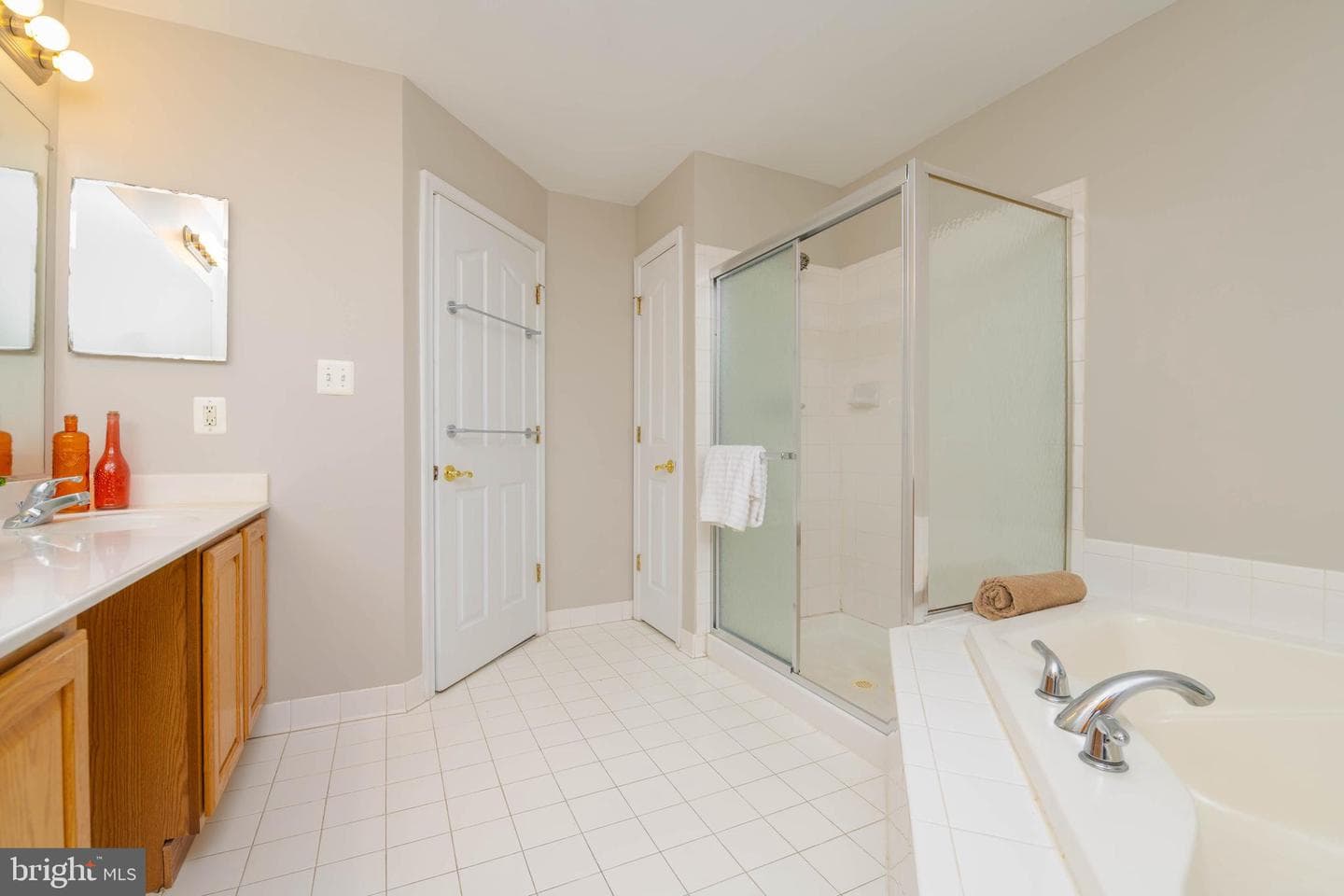 613 Berwick Court photo 16