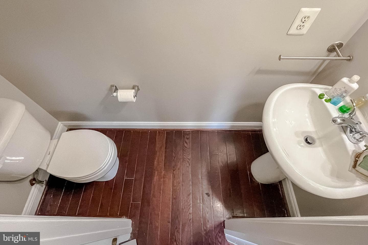 613 Berwick Court photo 6