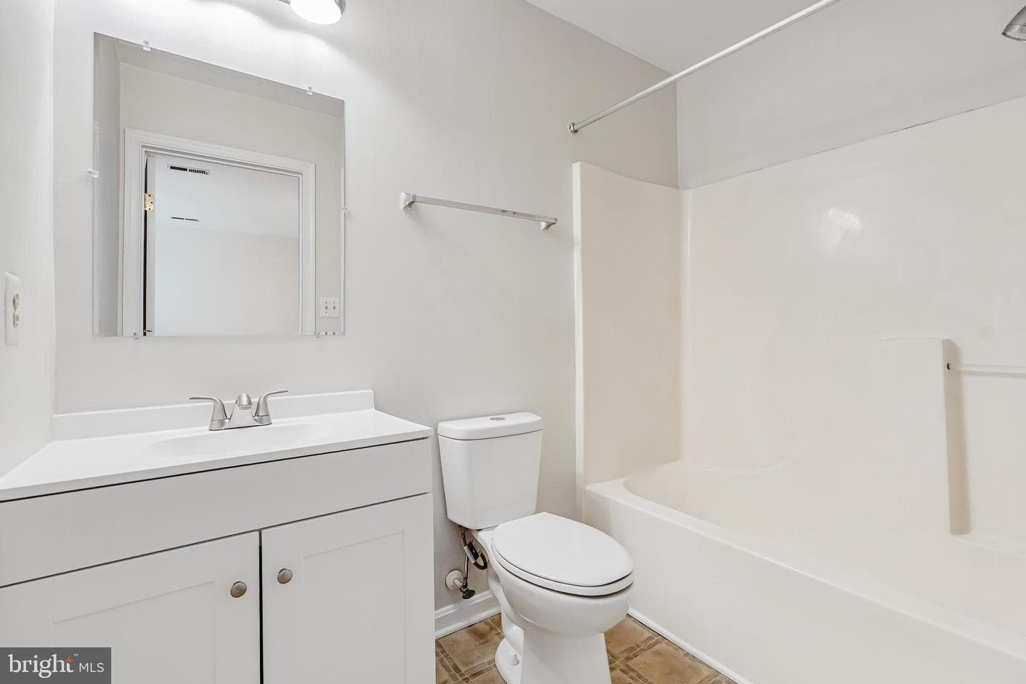 2134 Nicole Way photo 17