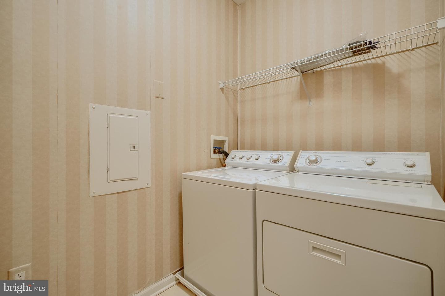 1302 Scottsdale Drive #171 photo 38