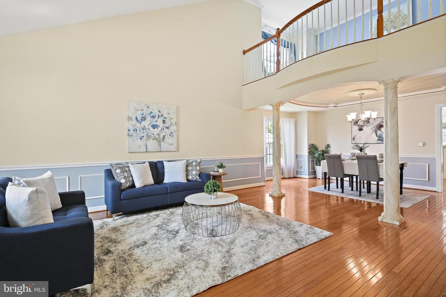 1715 Pine Forest Court photo 4