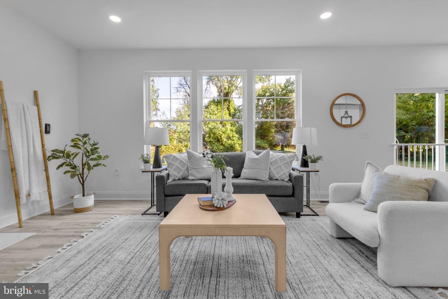 1903 Mitchell Drive photo 17