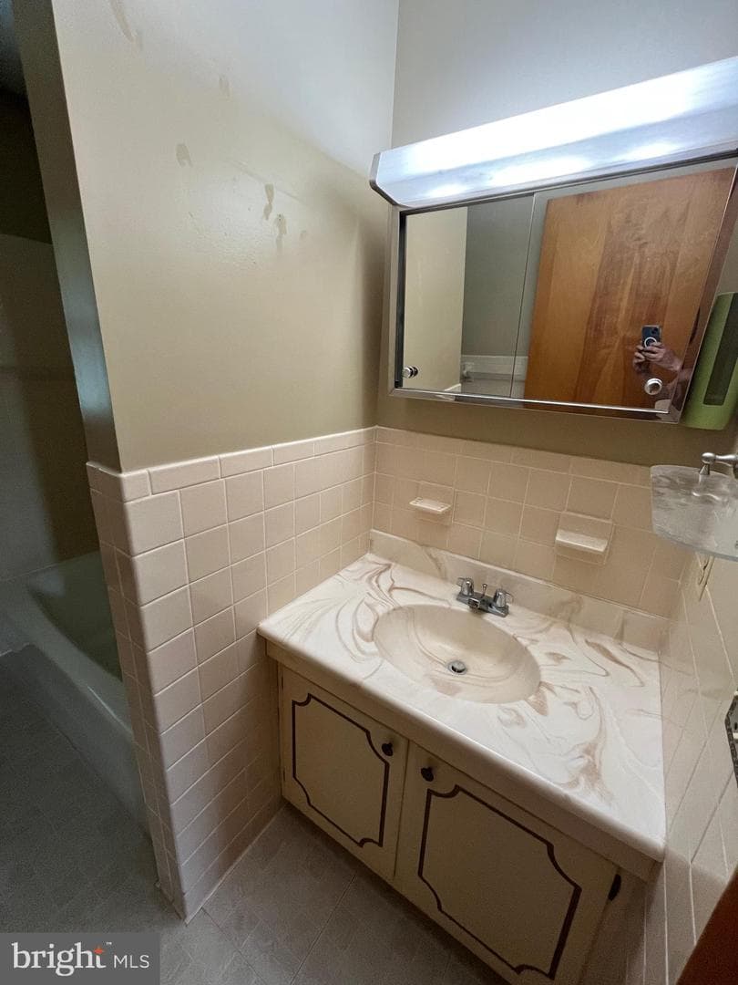 2402 Shelburne Place photo 15