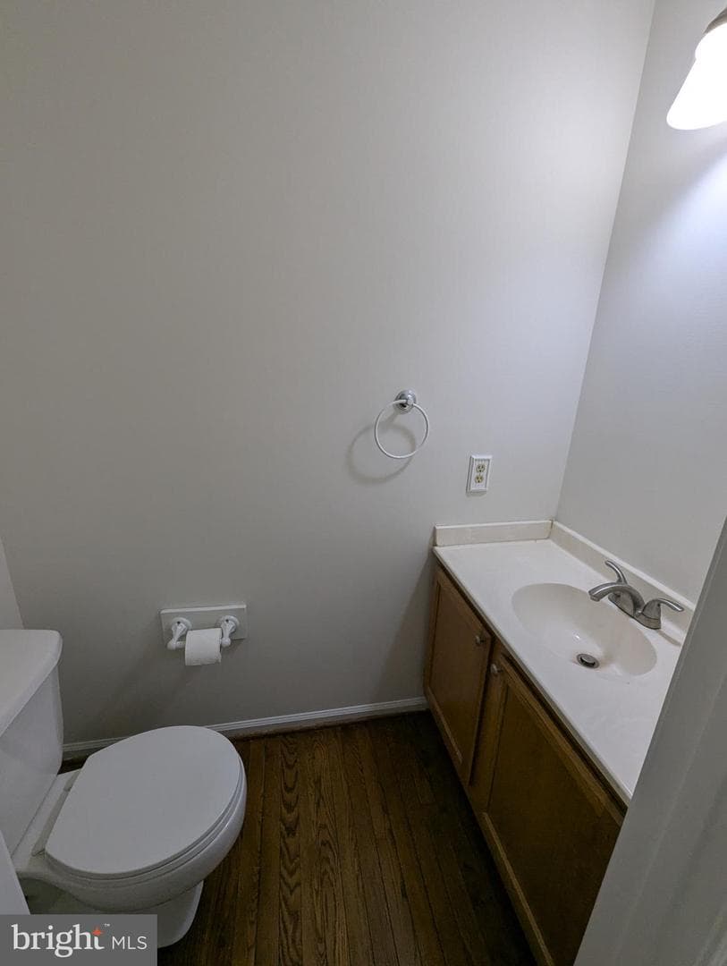 332 Hill Court photo 12