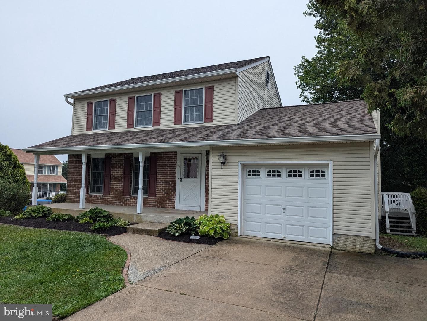332 Hill Court photo 7