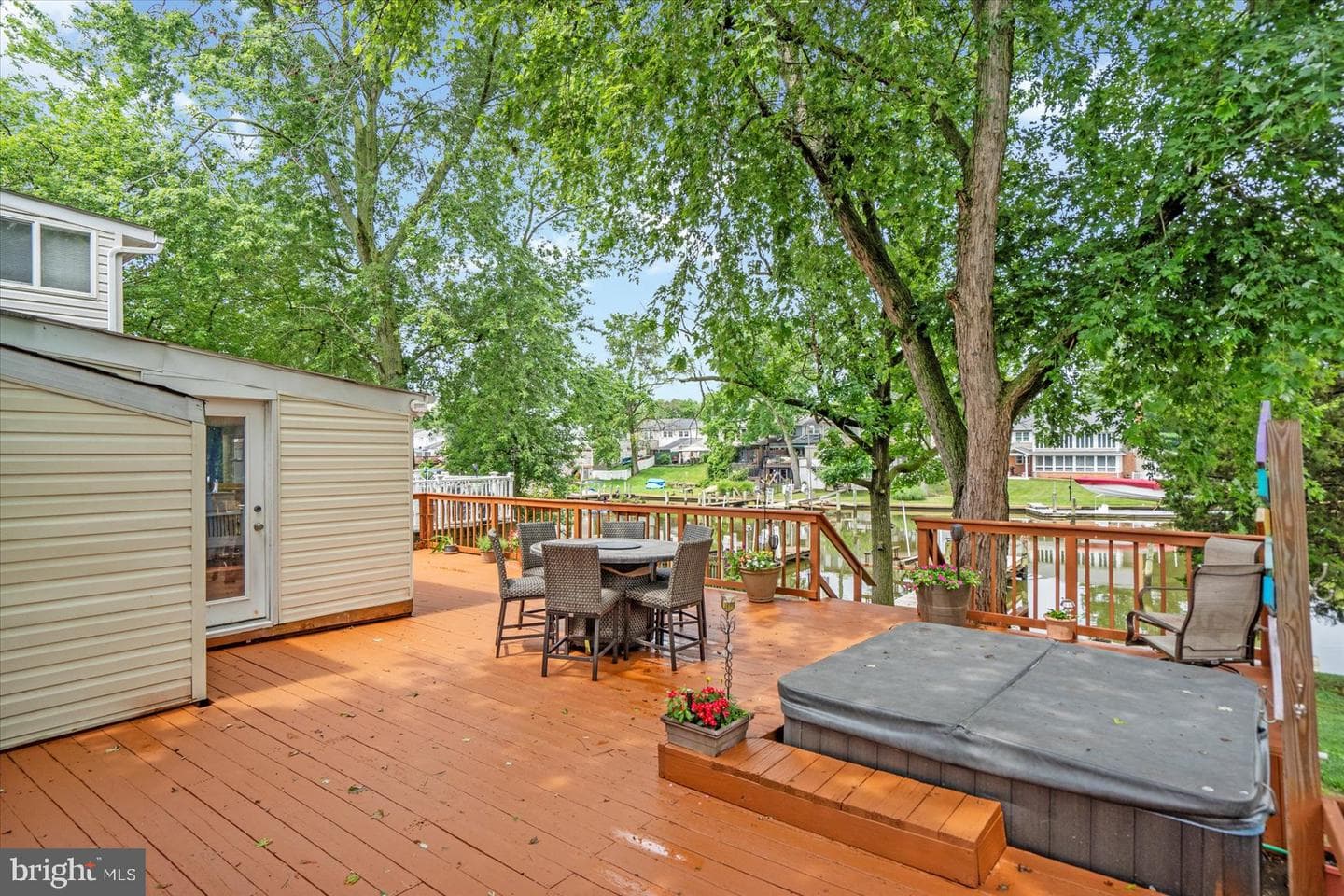 128 Breakwater Court photo 10