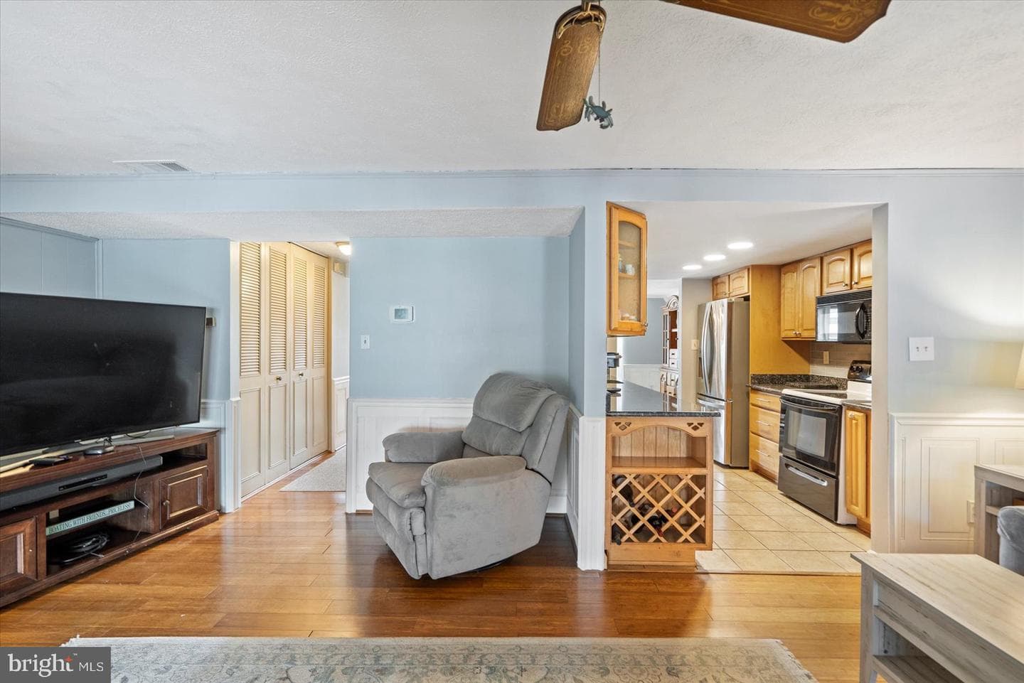 128 Breakwater Court photo 22