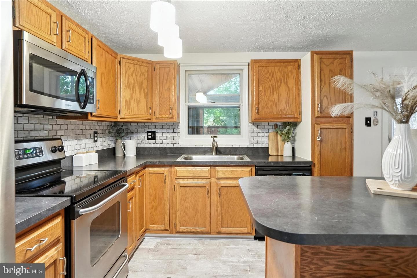 35 Hillman Court photo 30