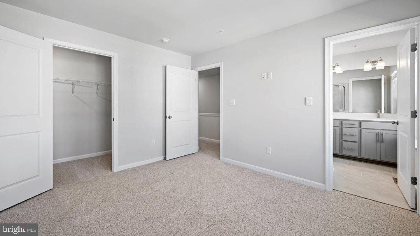 345 Hackley Drive photo 18