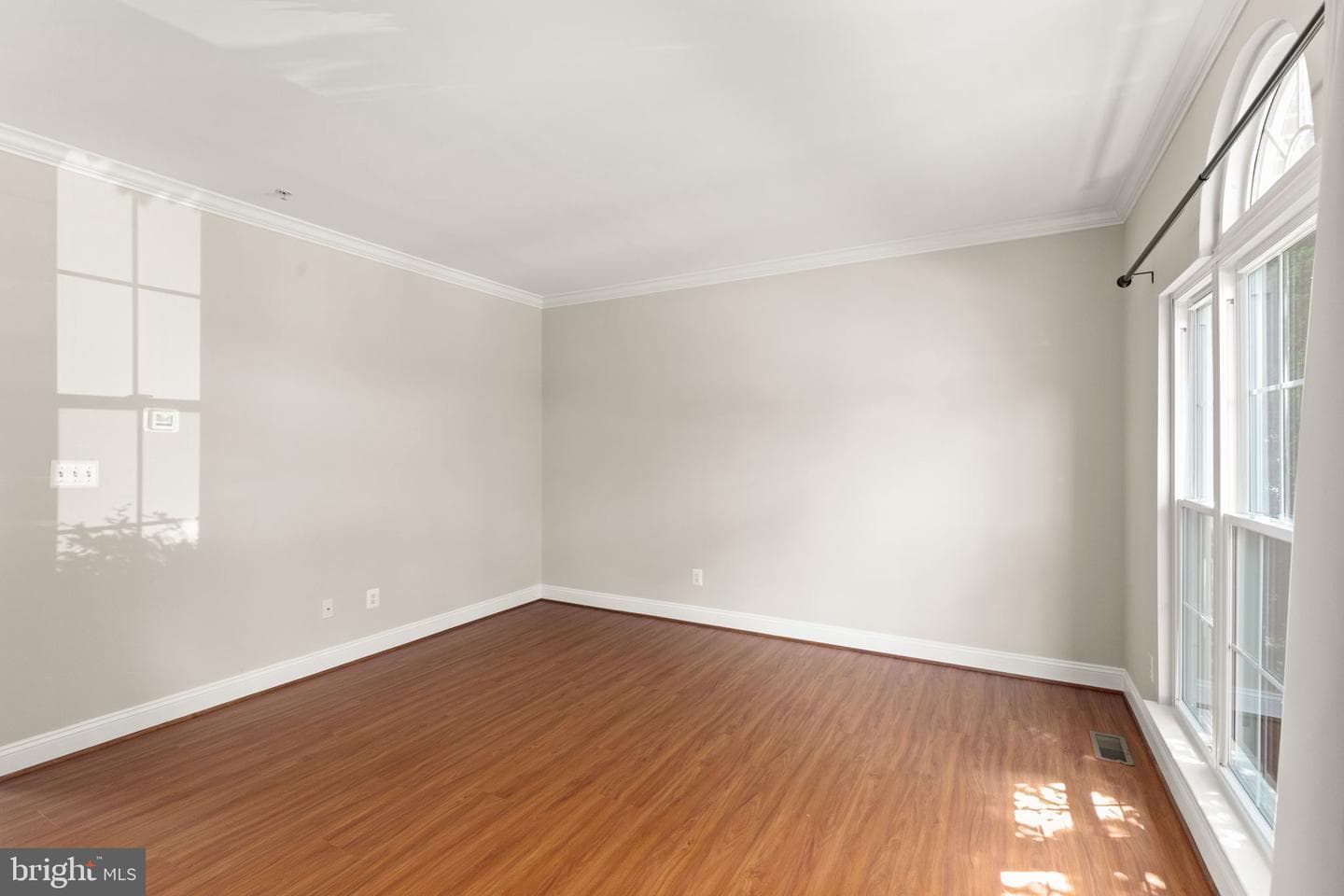 638 Berwick Court photo 7