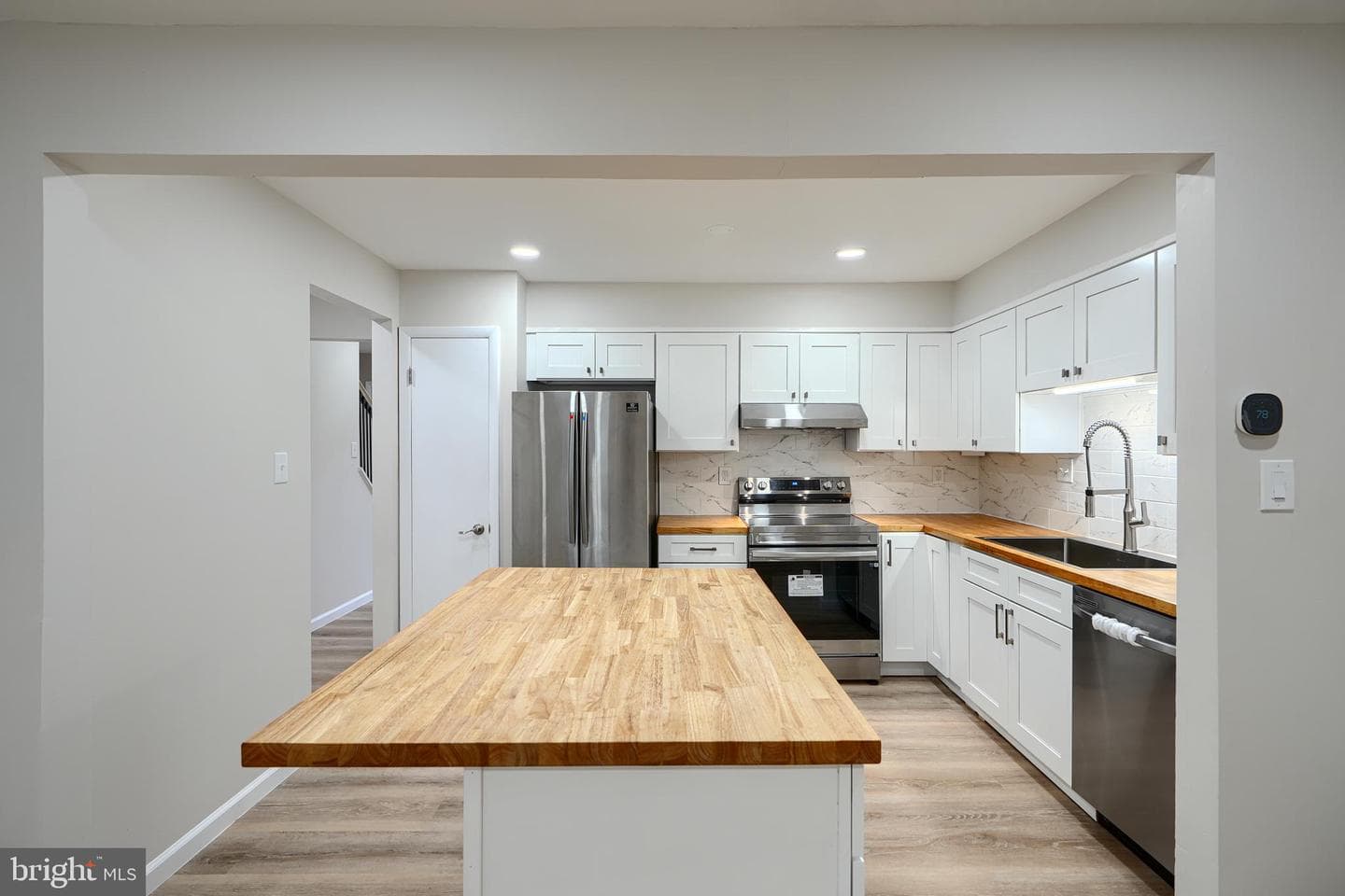 177 Farm Road photo 9