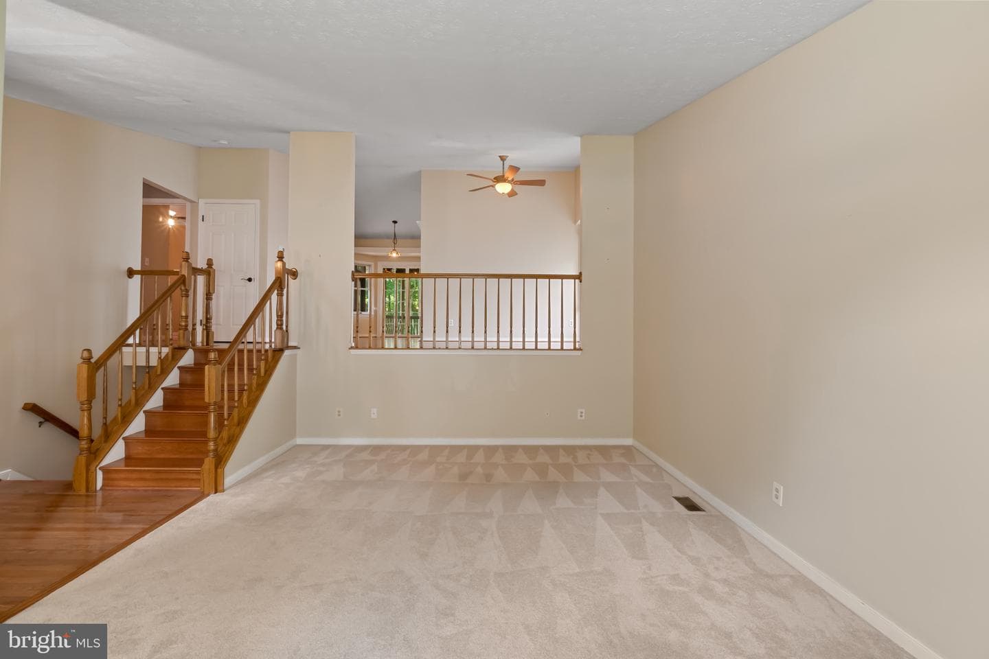 422 Dellcrest Drive photo 5
