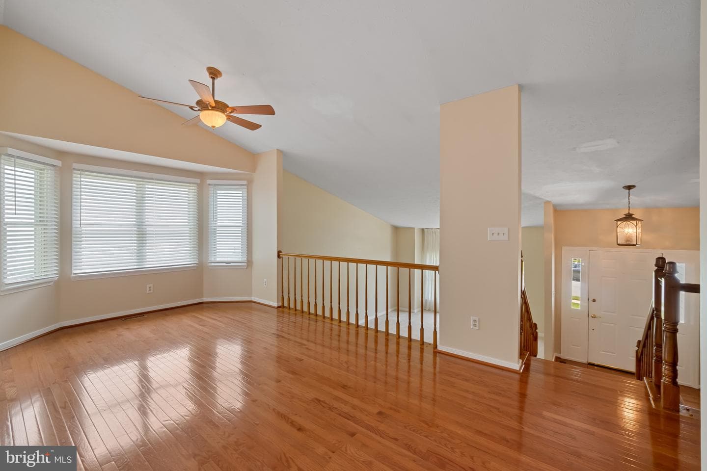 422 Dellcrest Drive photo 6